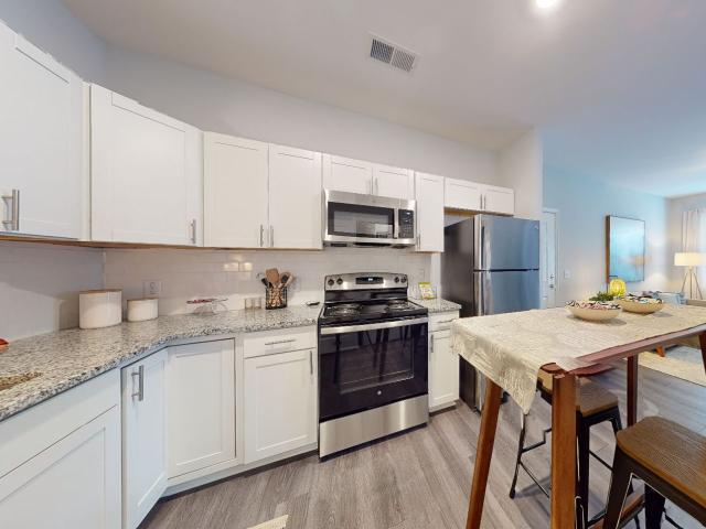 2 BR, 1.5 BA Apartment 1055 Baldwin Ridge Road Unit 93 93 310, Burlington, NC 27217