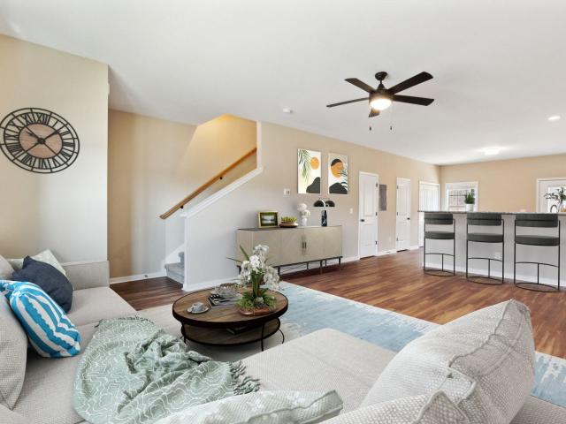 2 BR, 1.5 BA Apartment 1060 W Creek Coyote Trl Unit 1103, Clarksville, TN 37042