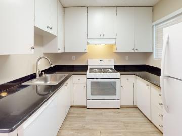 2 BR, 1.5 BA Apartment 1006 Ignacio Blvd, Novato, CA 94949