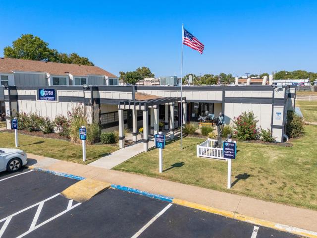 2 BR, 1.5 BA Apartment 10149 E 32nd St Unit 35H, Tulsa, OK 74145