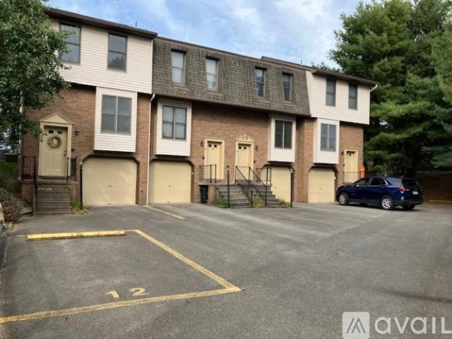 2 BR, 1.5 BA Apartment 101 Ableview Dr, Unit Unit 6, Butler, PA 16001