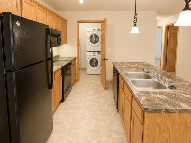 2 BR, 1.5 BA Apartment 1028 Berry Ave, Tomah, WI 54660