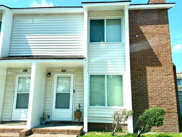 2 BR, 1.5 BA Apartment 102 Picadilly Square, Cayce, SC 29033