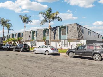 2 BR, 1.5 BA Apartment 1038 Peach Ave Unit 7, El Cajon, CA 92021