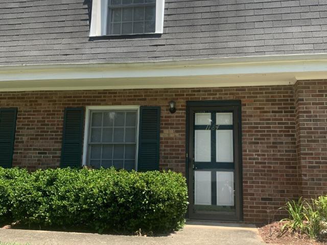 2 BR, 1.5 BA Apartment 1184 10th St Pl Circle NW, Hickory, NC 28601