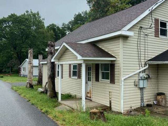 2 BR, 1.5 BA Apartment 1189 Ski Gap Rd, Unit 1, Claysburg, PA 16625