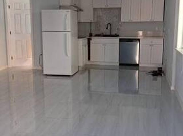 2 BR, 1.5 BA Apartment 11048 Canyon Mesa Ln, Unit A, San Diego, CA 92126