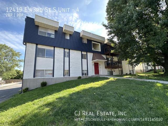 2 BR, 1.5 BA Apartment 12419 E 43rd St S Unit, Independence, MO 64055