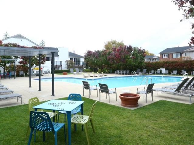 2 BR, 1.5 BA Apartment 1245 Astor Ave Unit 1261T, Ann Arbor, MI 48104
