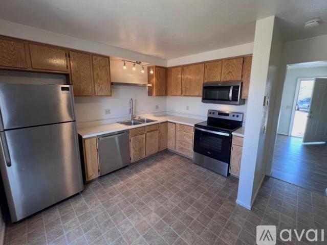 2 BR, 1.5 BA Apartment 1283 Redwood Cir, Unit #5, Gardnerville, NV 89460