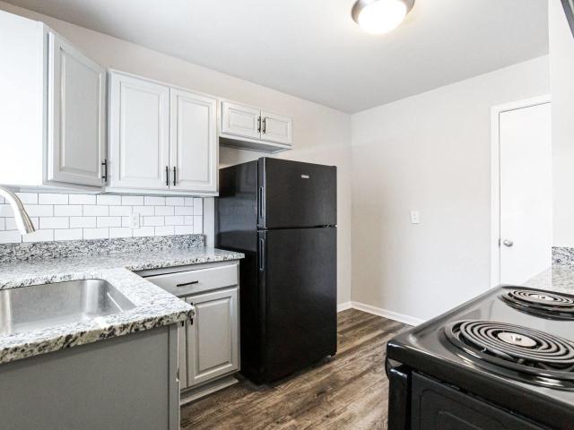 2 BR, 1.5 BA Apartment 1295 Donnelly Ave SW Unit 400 D04, Atlanta, GA 30310