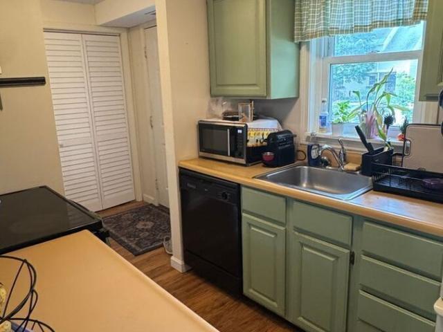 2 BR, 1.5 BA Apartment 129 Fisherville Rd, Concord, NH 03303