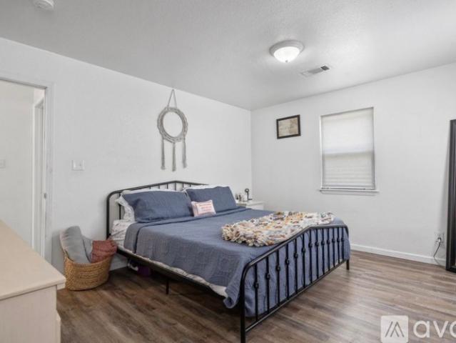 2 BR, 1.5 BA Apartment 129 Sequoyah Loop, Hot Springs, AR 71913