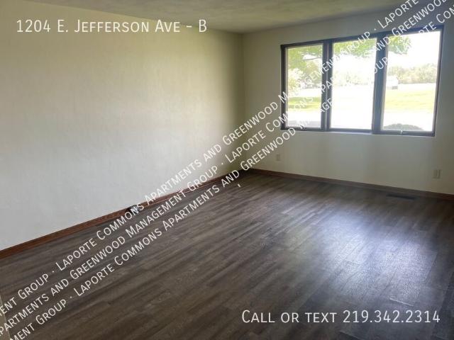 2 BR, 1.5 BA Apartment 1204 E. Jefferson Ave, Laporte, IN 46350