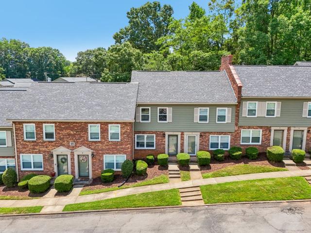 2 BR, 1.5 BA Apartment 1220 Carriage House Lane Unit 39021, Gastonia, NC 28054