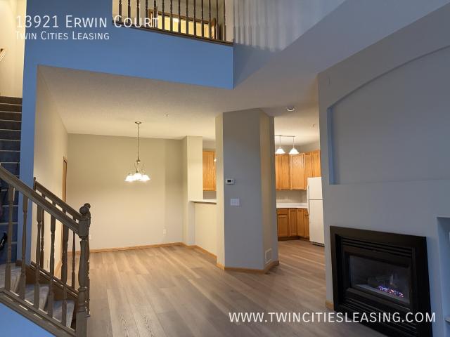2 BR, 1.5 BA Apartment 13921 Erwin Court, Eden Prairie, MN 55344