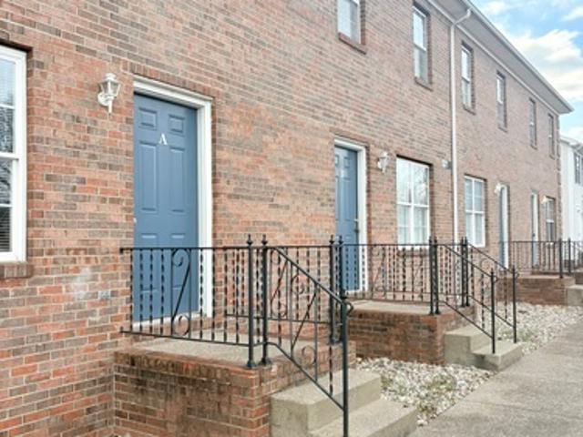 2 BR, 1.5 BA Apartment 130 Bright St, Unit A, Bowling Green, KY 42104