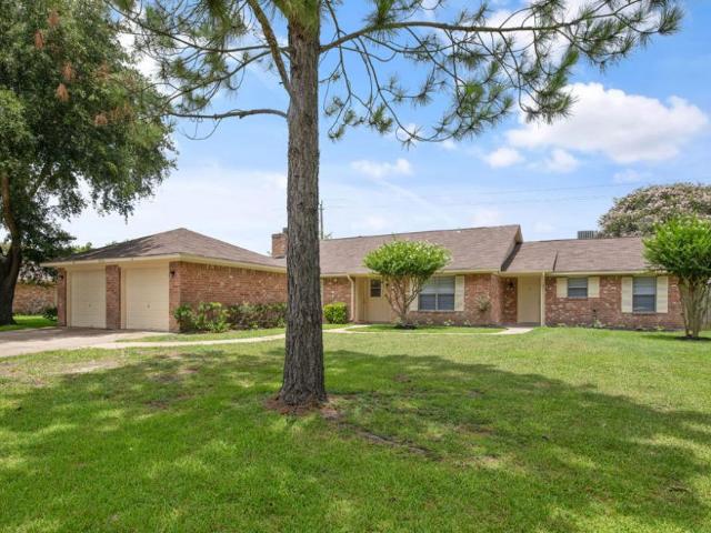 2 BR, 1.5 BA Apartment 1330 Blue Bell Rd Unit 1406CBS, Houston, TX 77038
