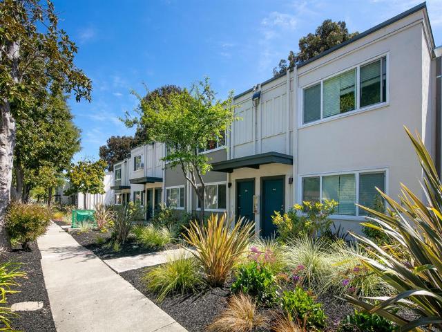 2 BR, 1.5 BA Apartment 1440 Mowry Avenue Unit 1306, Fremont, CA 94538