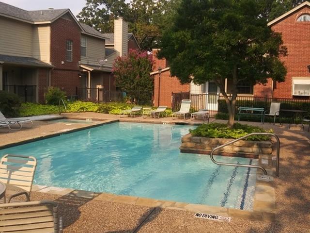 2 BR, 2 BA Apartment 1456 Meadowood Village Drive, Unit 1456 Meadowood Village Dr, Fort Worth, TX 76120