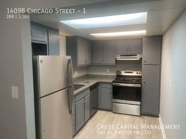 2 BR, 1.5 BA Apartment 1407B E Chicago St, Valparaiso, IN 46383