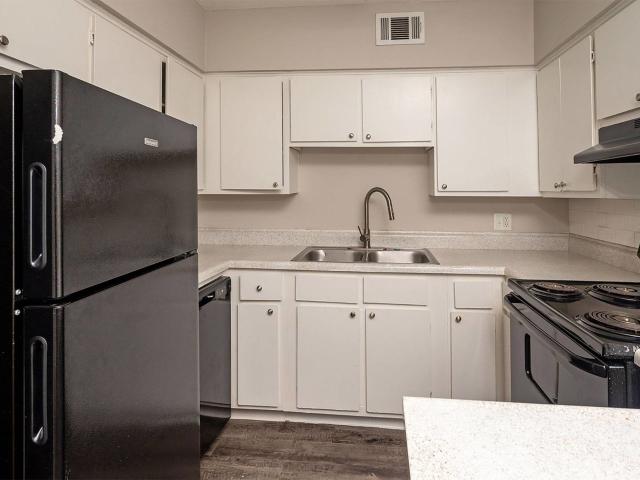 2 BR, 1.5 BA Apartment 1420 Breckenridge Drive Unit 001, Little Rock, AR 72227