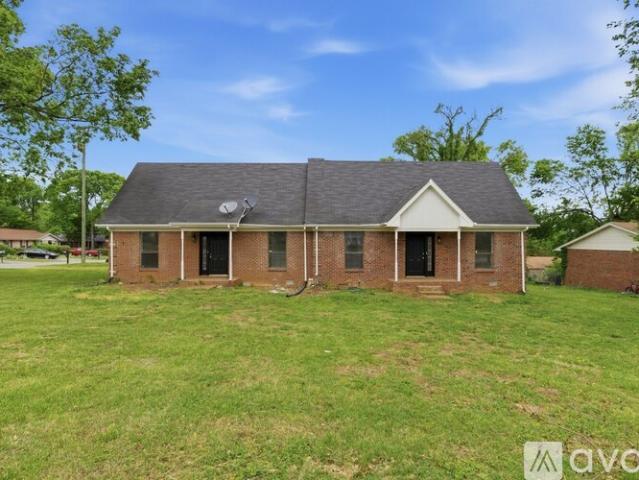 2 BR, 1.5 BA Apartment 1520 Meadow Bend Drive, Unit 1522, Nashville, TN 37115