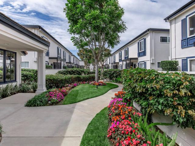 2 BR, 1.5 BA Apartment 1525 Placentia Avenue Unit G 1, Newport Beach, CA 92663
