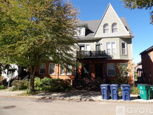 2 BR, 1.5 BA Apartment 160 Park St, Unit Rear, Buffalo, NY 14201