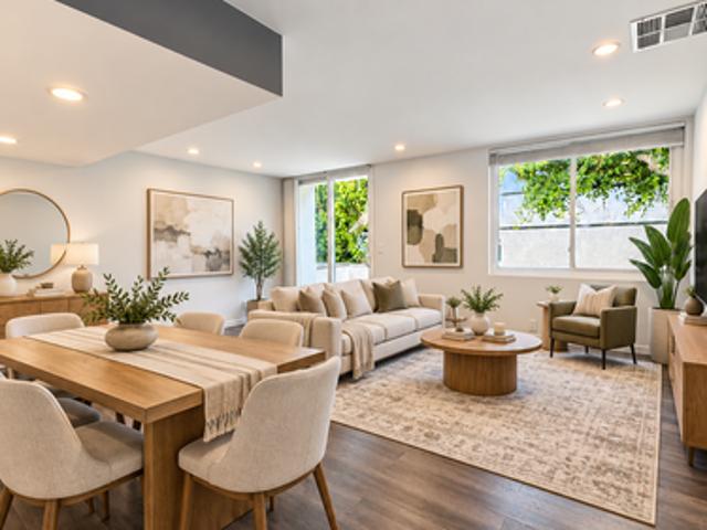 2 BR, 1.5 BA Apartment 1615 Greenfield Ave, Unit 11, Los Angeles, CA 90025