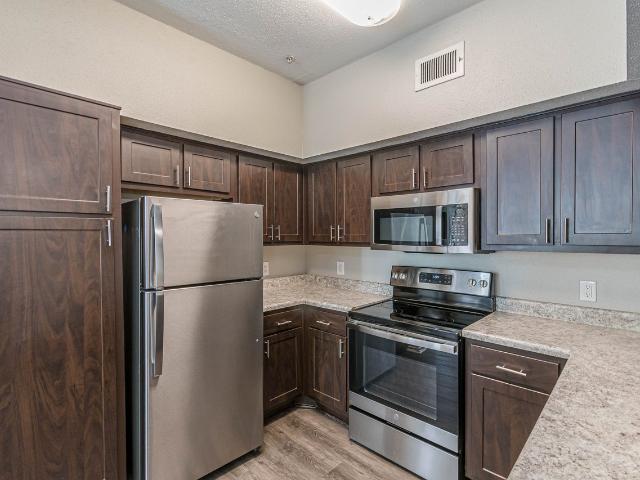 2 BR, 1.5 BA Apartment 1751 Babcock Road Unit 01 128, San Antonio, TX 78229