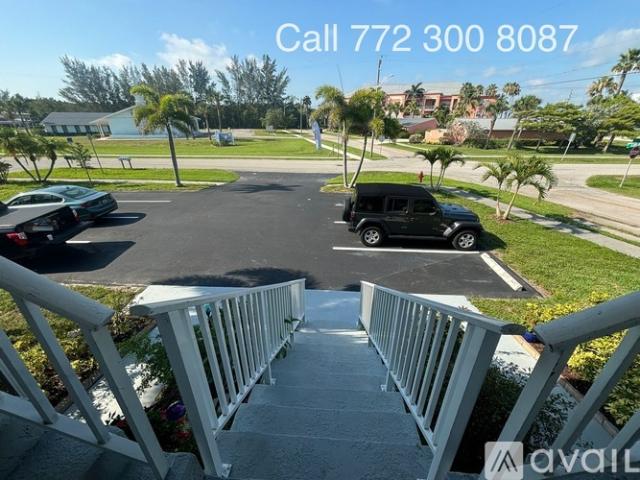 2 BR, 1.5 BA Apartment 1702 Gulfstream Avenue, Unit 3, Fort Pierce, FL 34949