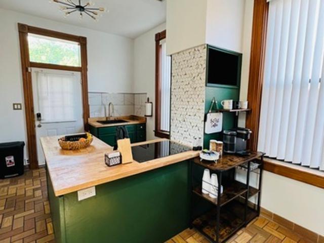 2 BR, 1.5 BA Apartment 1718 Wickham Alley, Cincinnati, OH 45214