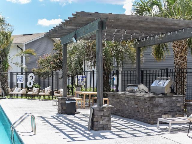 2 BR, 1.5 BA Apartment 1735 Ashley Hall Road Unit J1, Charleston, SC 29407