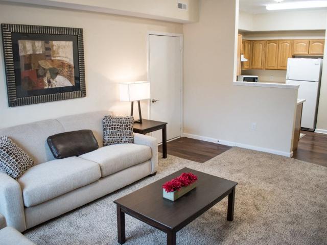 2 BR, 1.5 BA Apartment 1738 Northampton Rd Unit A16, Akron, OH 44313