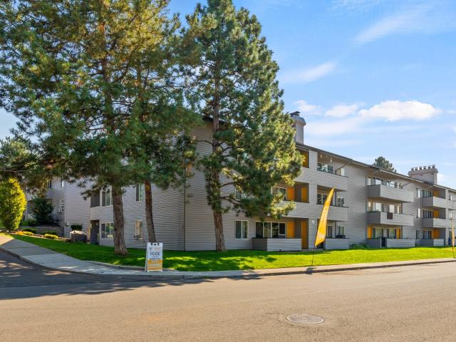 2 BR, 1.5 BA Apartment 1842 East South Riverton Avenue Unit 206, Spokane, WA 99207