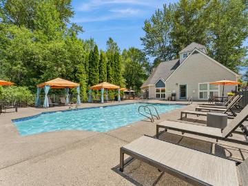 2 BR, 1.5 BA Apartment 1801 Northwest 143rd Avenue Unit 0H11, Portland, OR 97229