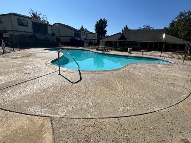 2 BR, 1.5 BA Apartment 1817 East Grand Avenue, Unit 16, Escondido, CA 92027