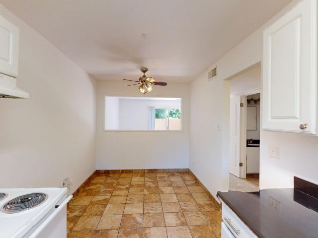 2 BR, 1.5 BA Apartment 18223 Happy Lane, Sonoma, CA 95476