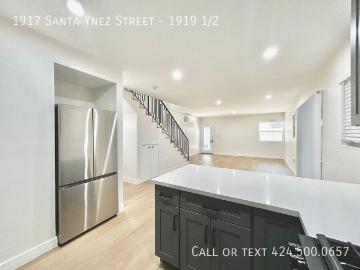 2 BR, 1.5 BA Apartment 1917 Santa Ynez Street, Los Angeles, CA 90026
