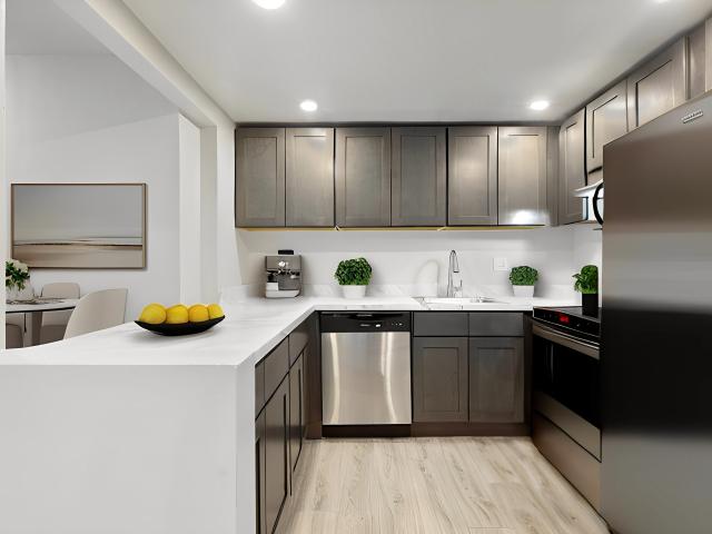 2 BR, 1.5 BA Apartment 1 Bonrock Court Unit B638, Towson, MD 21204