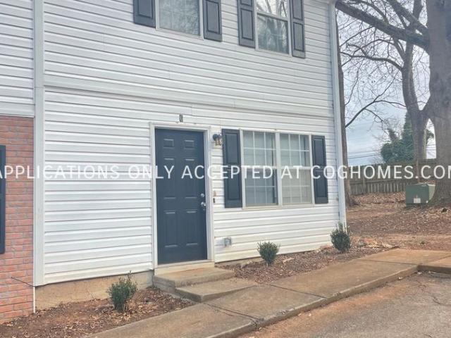2 BR, 1.5 BA Apartment 209 E Wilson St, Villa Rica, GA 30180