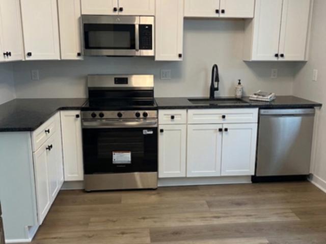 2 BR, 1.5 BA Apartment 202 Kings Ct, Unit 202, Schenectady, NY 12303