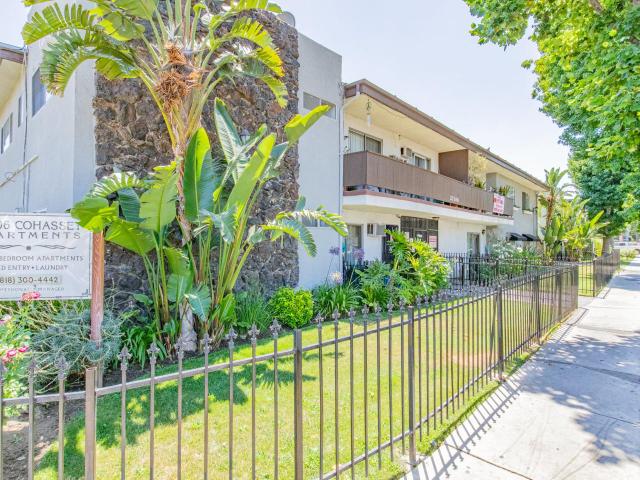 2 BR, 1.5 BA Apartment 20306 20316 Cohasset Street Unit 20316 12, Winnetka, CA 91306