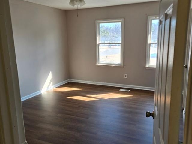 2 BR, 1.5 BA Apartment 203 Shiloh Dr, Unit E, Greenville, NC 27834