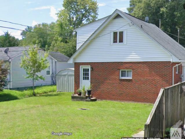 2 BR, 1.5 BA Apartment 213 A Poplar Ave, Edgewater, MD 21037