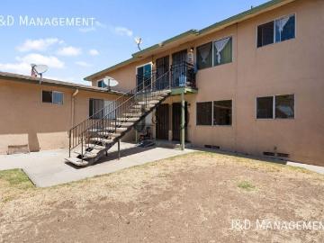 2 BR, 1.5 BA Apartment 2248 OCEAN VIEW BLVD. 2248, SAN DIEGO, CA 92113