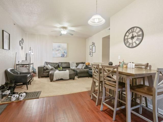 2 BR, 1.5 BA Apartment 2215 College Street Unit Apt 2, Cedar Falls, IA 50613