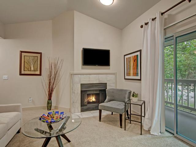 2 BR, 1.5 BA Apartment 23529 60th Avenue South Unit L106, Kent, WA 98032