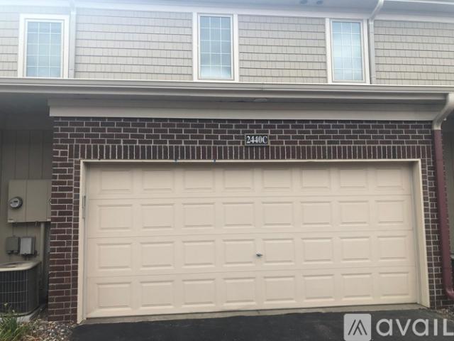 2 BR, 1.5 BA Apartment 2440 119th Ct NE, Unit C, Blaine, MN 55449